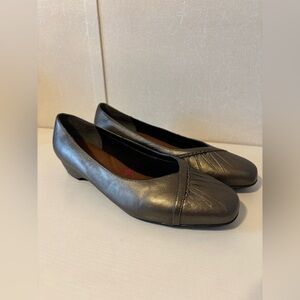Ros Hommerson Tatum metallic leather ballet flats 11m